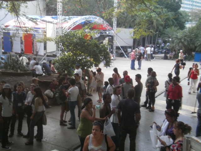 Concierto por el Amor 01