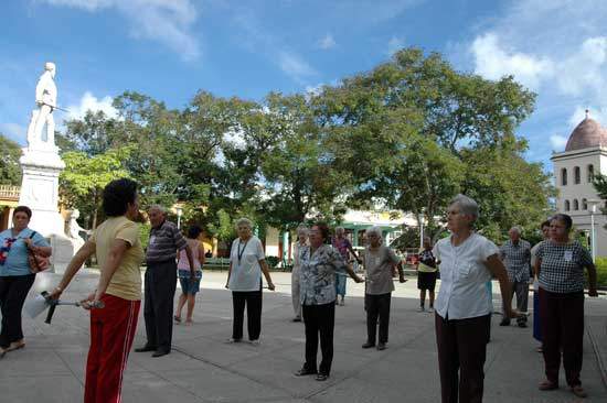 Ancianos en Holguín