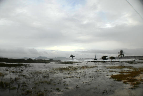 Paso de Isaac por Cuba 02