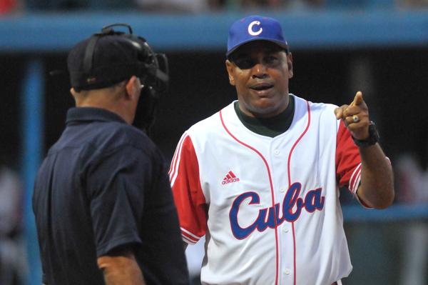 Victor Mesa con el Cuba