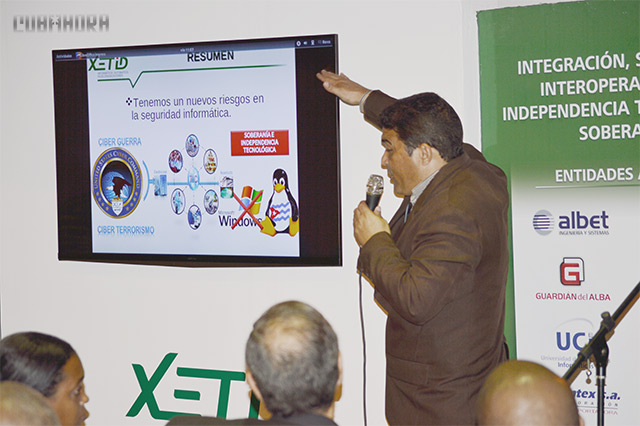 Feria Comercial de "Informática 2013" 003