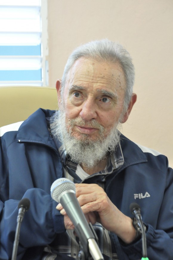 Fidel inaugura centro Vilma Espín Guillois 06