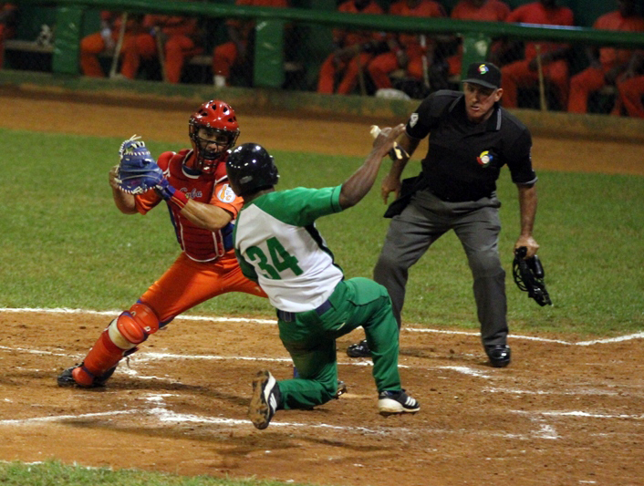 CFG Vs VCL, primera semifinal 2013 002