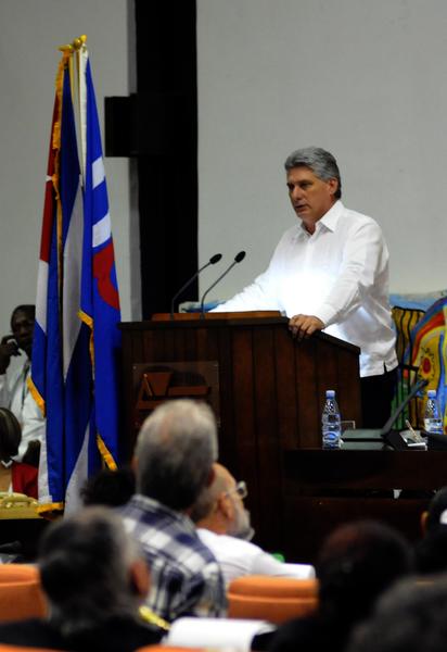 Diaz Canel en Congreso