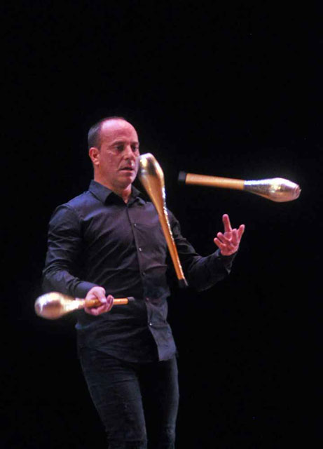 Malabarista en Circuba 2014