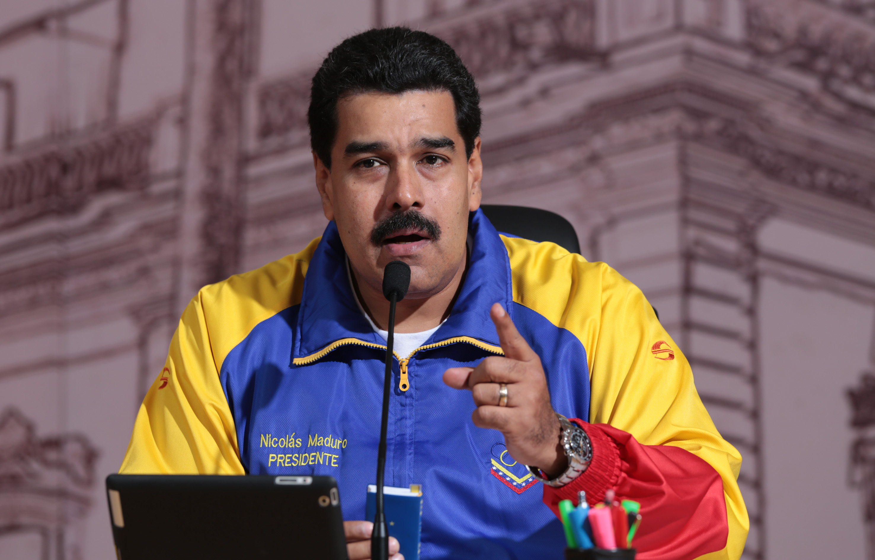 Nicolas maduro-Carta a loscinco