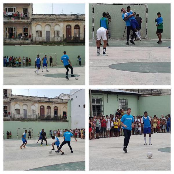 Sergio Ramos juega fútbol en Cuba