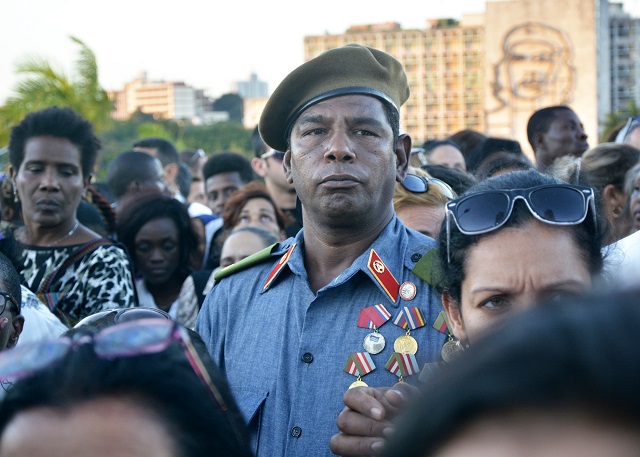 Gonzalo Lobaina García-Tributo a Fidel