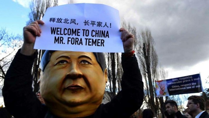 China dice Fora Temer