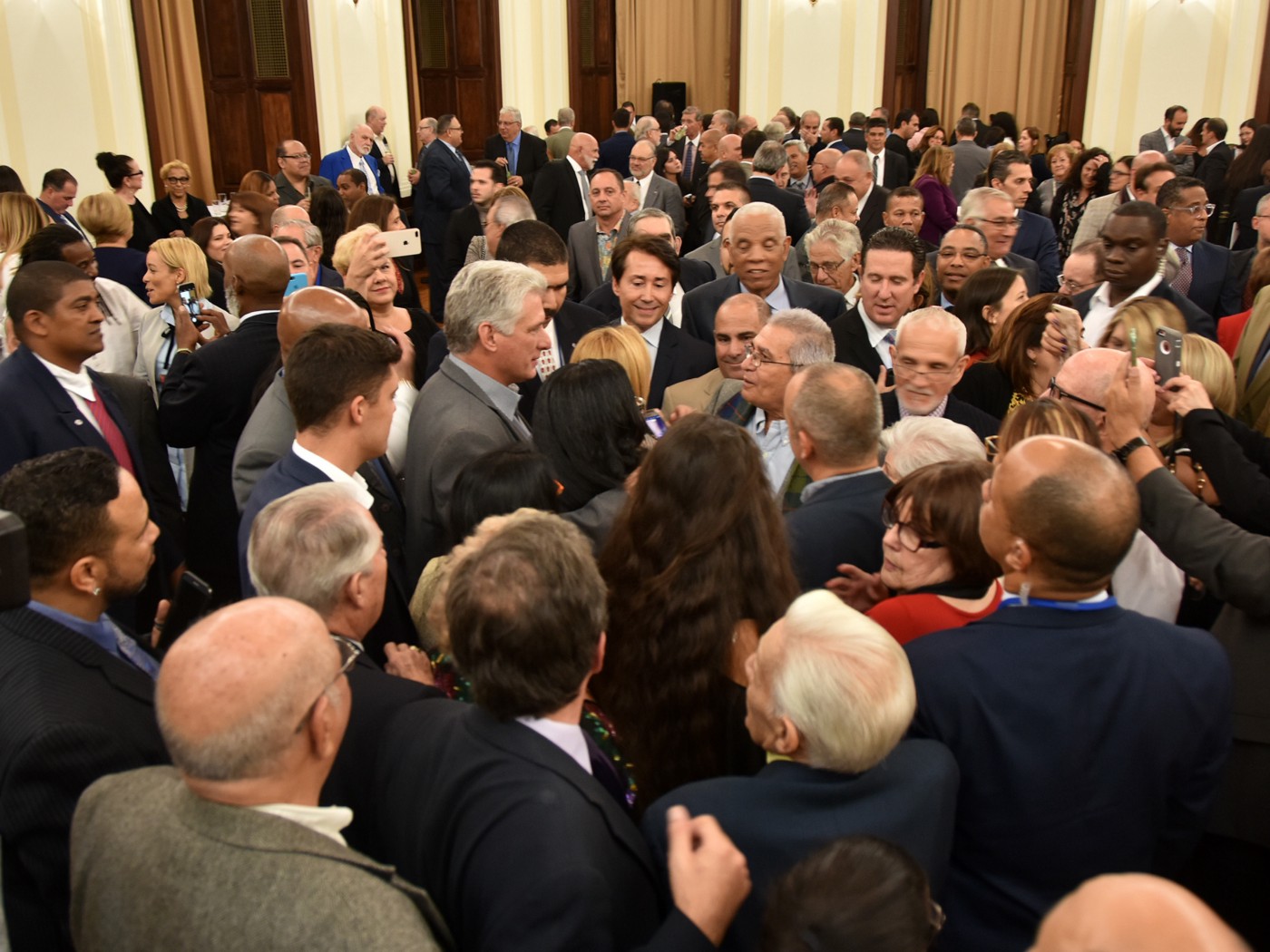 Encuentro con cubanos residentes en Estados Unidos.