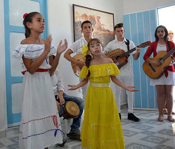 Artistas aficionados-Casas de Cultura