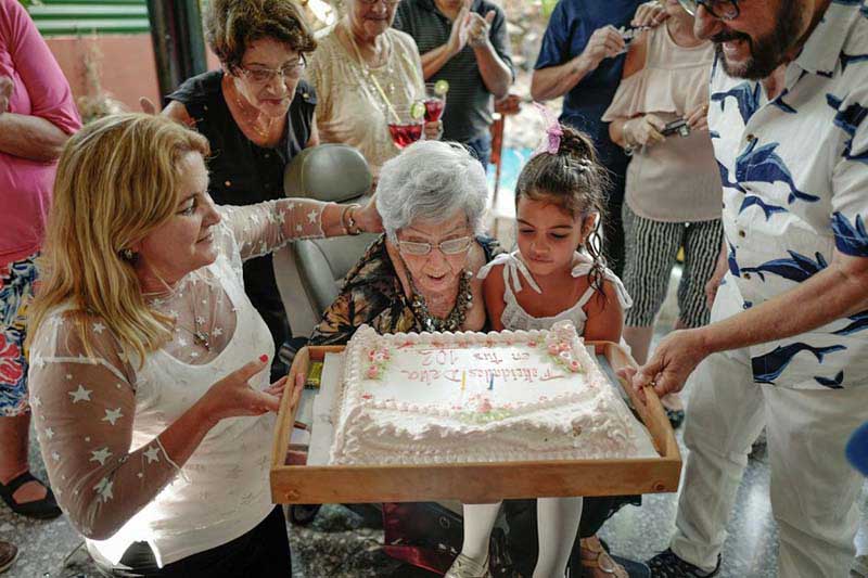 Mujer centenaria