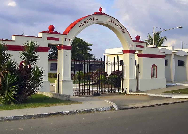 Antigua Entrada a Hospital de Rincón