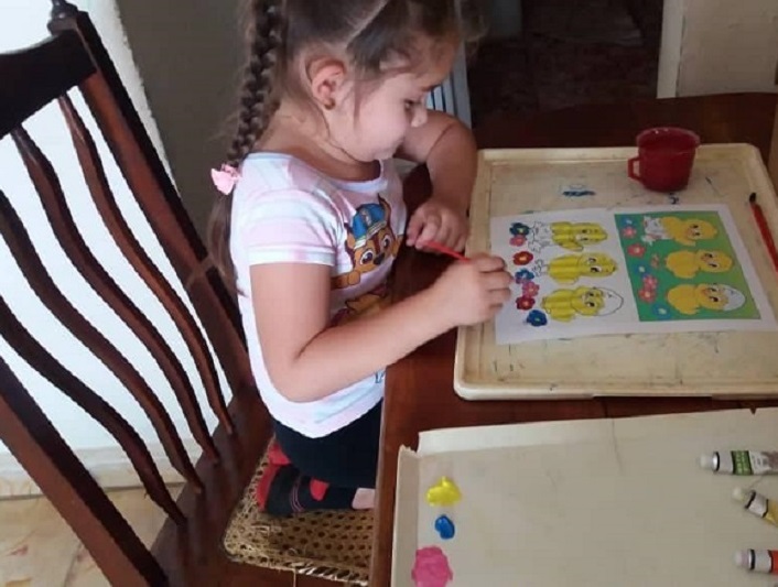 Menores-Estudio-casa