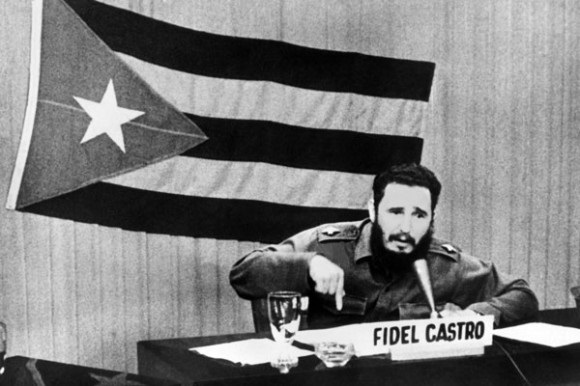 Fidel informa al pueblo de la visita del secretario de la ONU durante la Crisis de Octubre