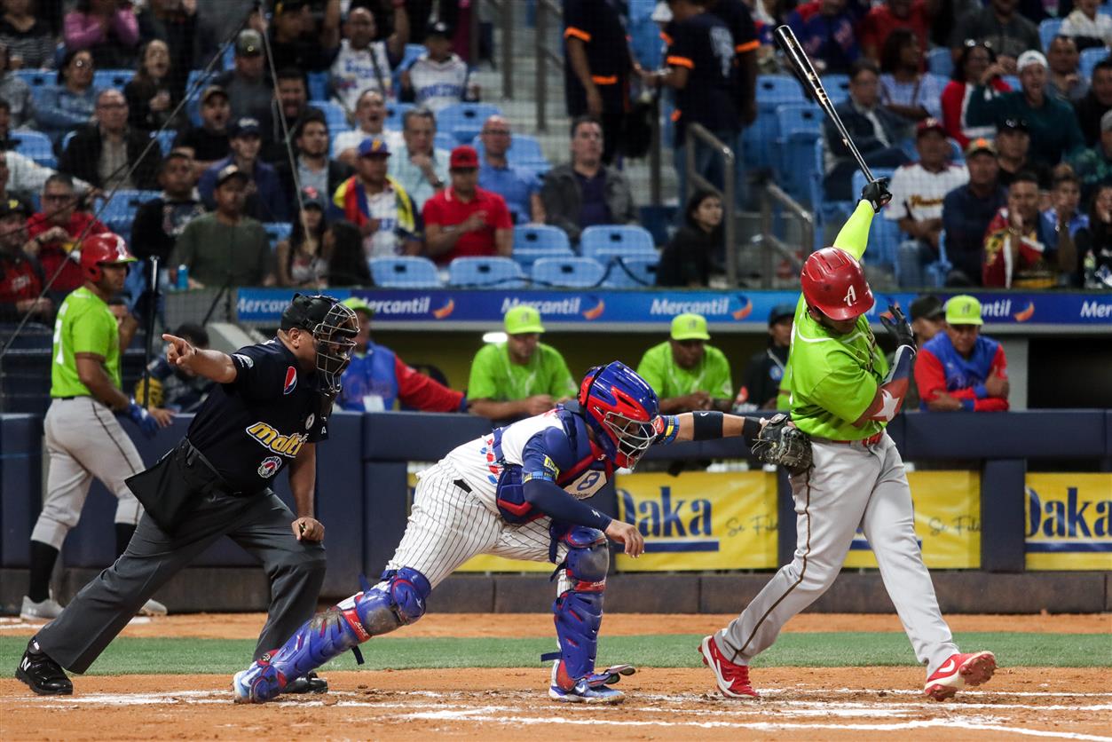 Serie del Caribe Juego 3 Cuba vs Venezuela Rafael Viñales