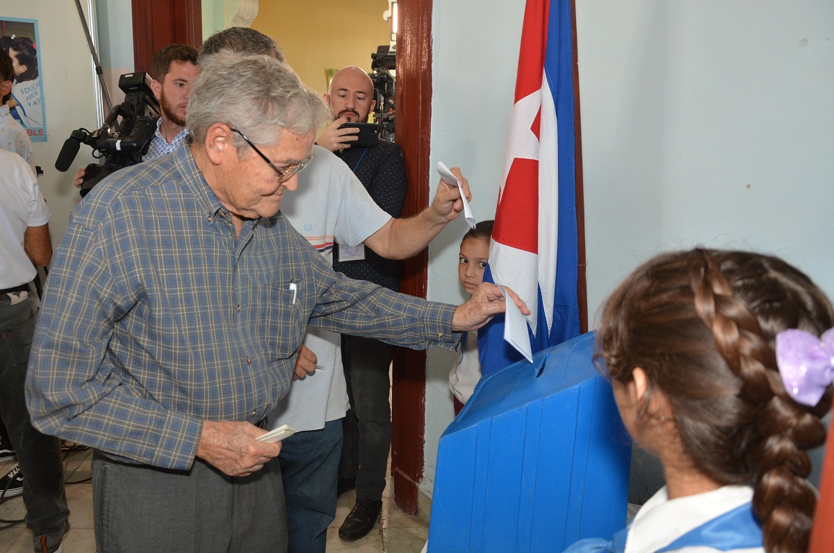 Colegio 2, circunscripción 10, Ceiba-Kohly