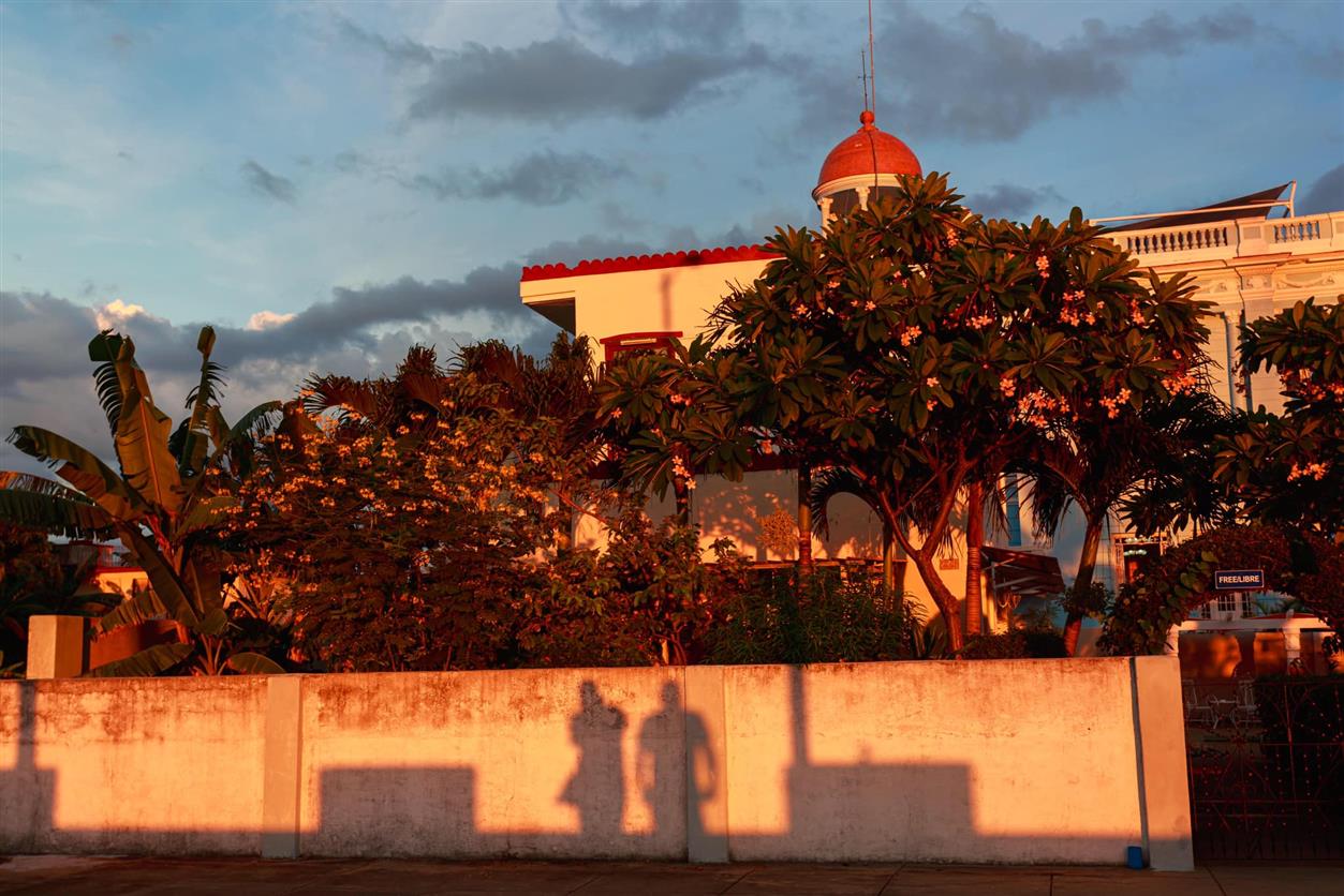 Ciudad de Cienfuegos atardecer