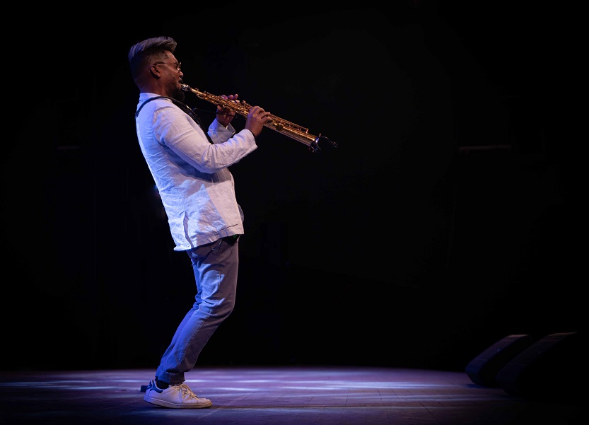 El saxofonista Michel Herrera