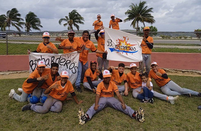 Equipo de Santa Clara, pequeñas Ligas