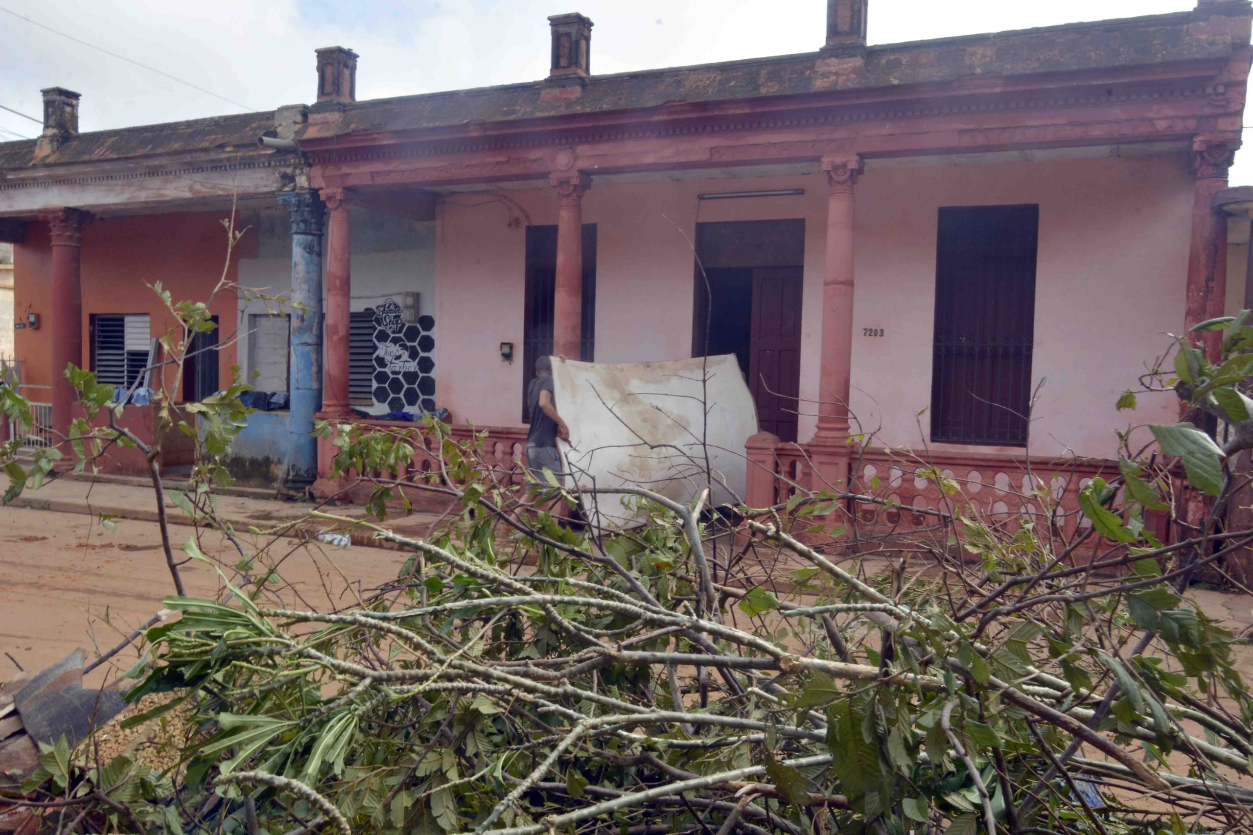 Paso del huracán Rafael por Alquízar