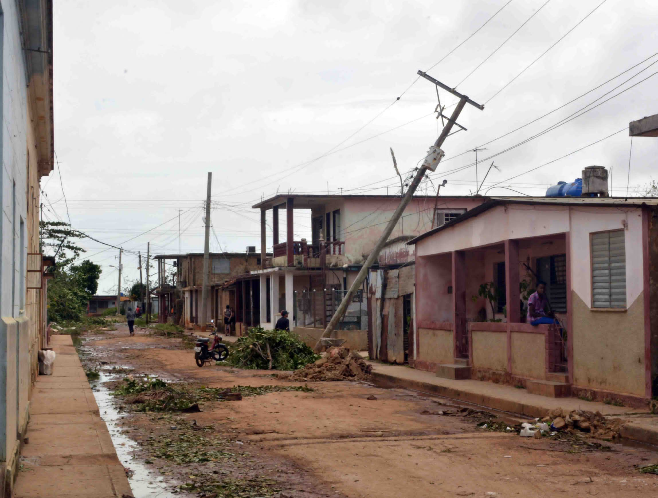 Paso del huracán Rafael por Alquízar