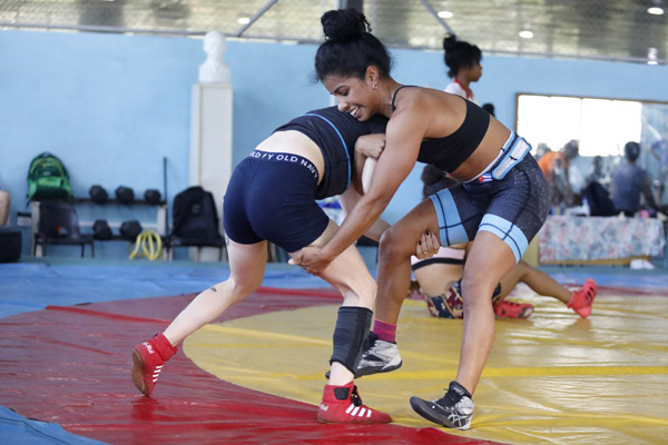 Yaynelis Sanz y su "tren superior" en la lucha femenina