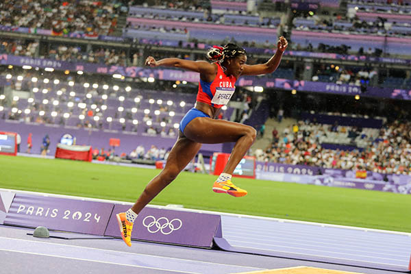 Cuba solo con triplistas al Mundial de Atletismo Bajo Techo