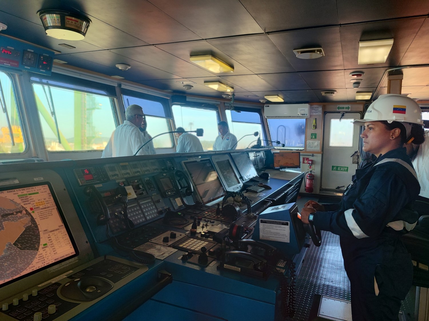 Elsy Carolina Sarmiento Suárez, tercer oficial de navegación, en el barco de la ALBA Manuel Gual. Fotos: Laura Mercedes Giráldez / Cubahora