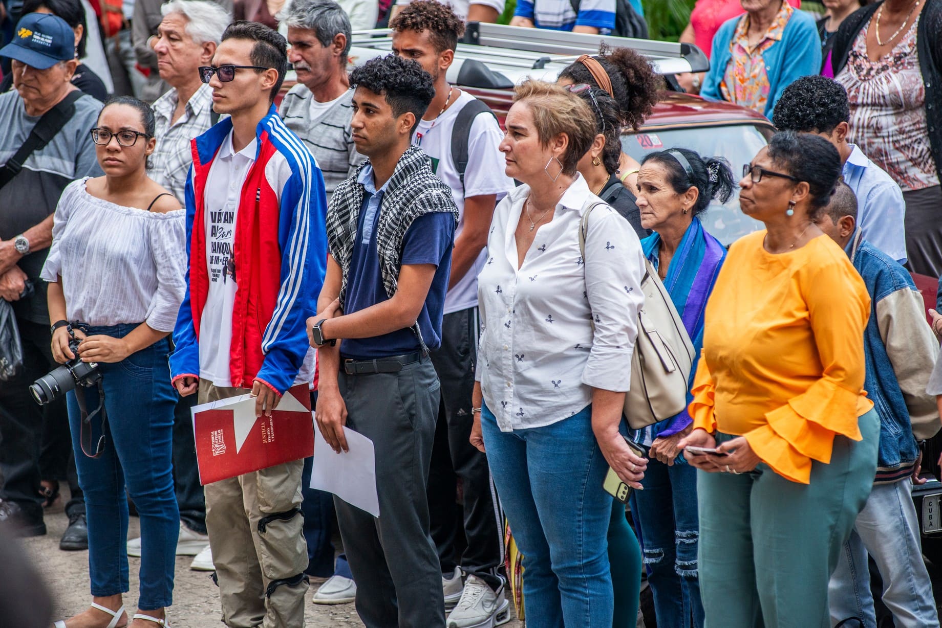 El Alma Mater extiende sus brazos esta vez para denunciar la barbarie