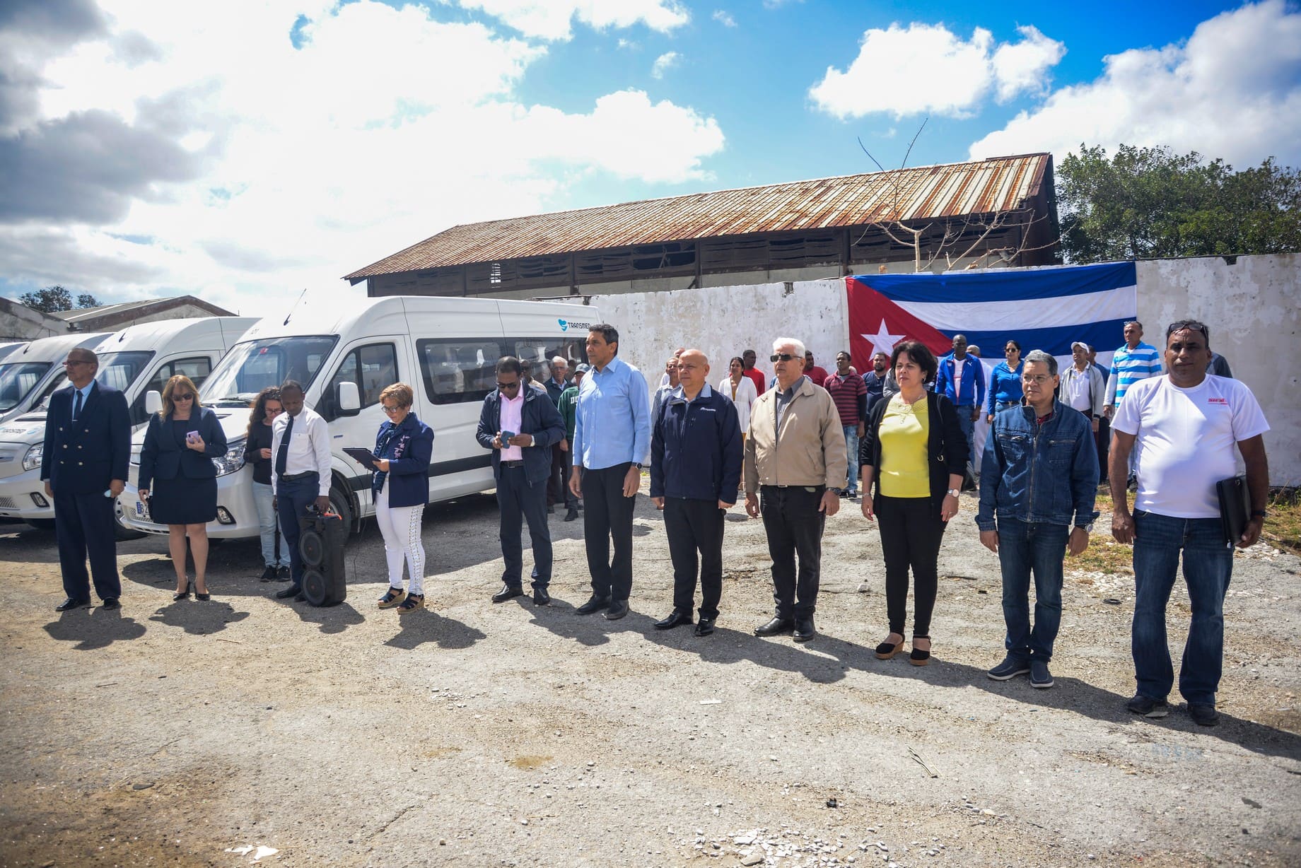 Transmed: un nuevo servicio de transporte para la salud del pueblo Transmed: un nuevo servicio de transporte para la salud del pueblo
